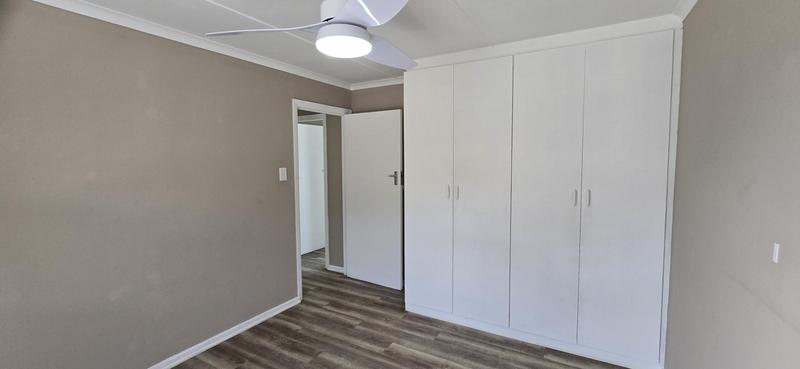 4 Bedroom Property for Sale in Southern Cross Western Cape